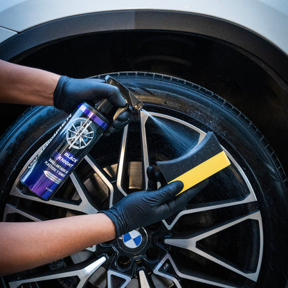 BLACK KNIGHT - Abrillantador de Plásticos y Gomas